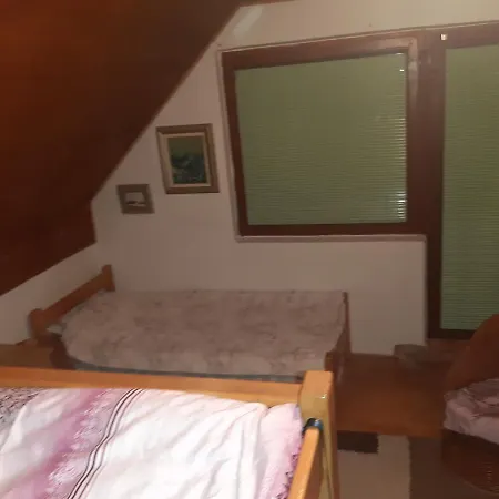 Apartment Apartman Topli Dom